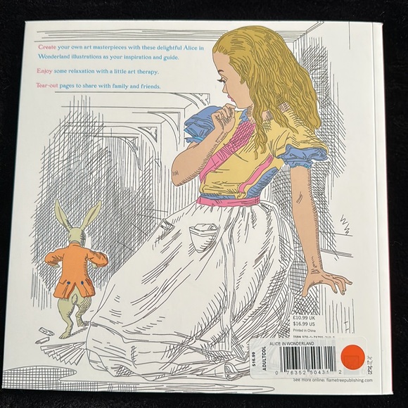 Brand new Barnes & noble Alice in Wonderland book - Picture 4 of 4